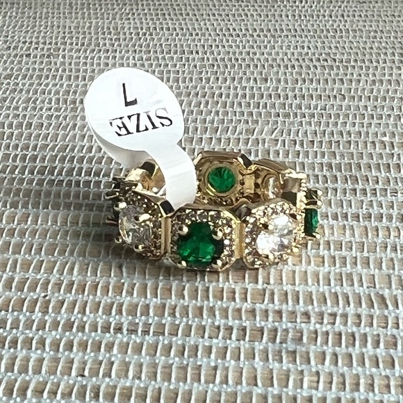 Alternating Gold, silver and Green Gemstone Ring - Picture 4 of 4